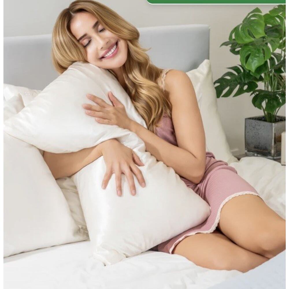 Blissy 100% Mulberry 22-Momme Silk Pillowcase White NEW $106